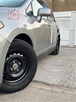 نیسان ڤێرسا